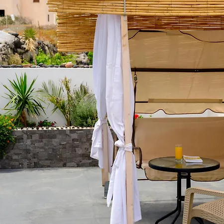 Nalu Ξενοδοχείο *