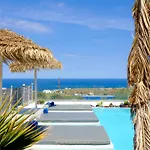 Nalu Fira (Santorini)