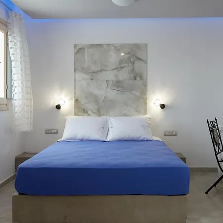 Nalu Hotel *
