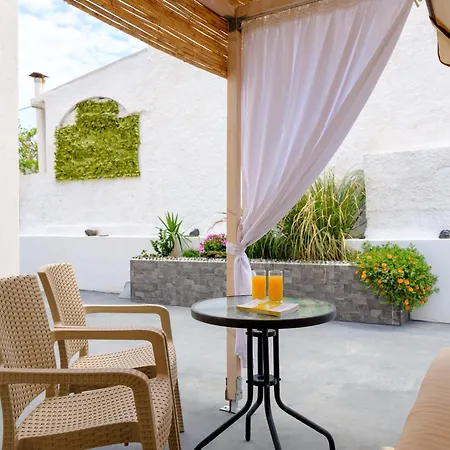 Nalu Hotel