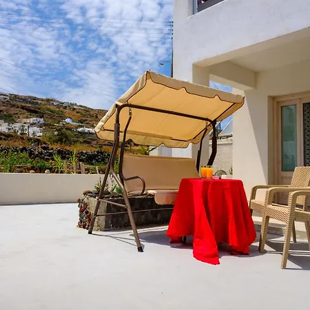 Hotel Nalu Fira (Santorini)