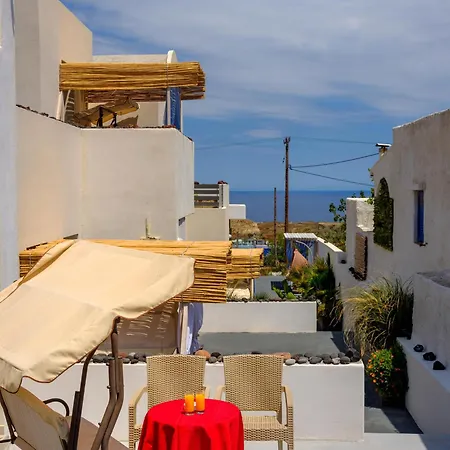 Hotel Nalu Fira (Santorini)