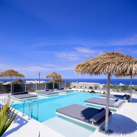 Nalu * Fira (Santorini)