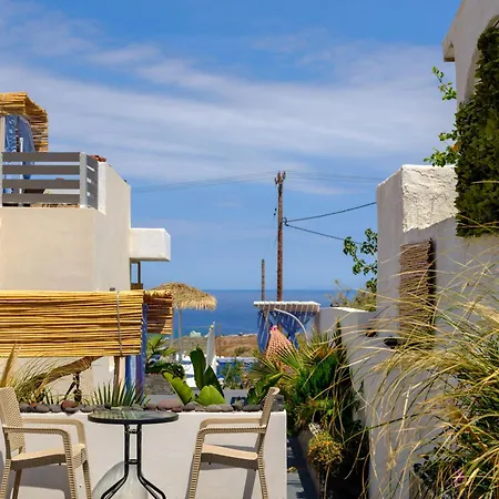 Nalu Hotel Fira (Santorini)