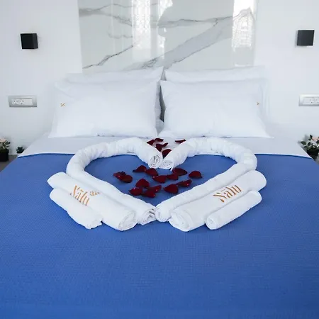 Nalu Hotel Fira (Santorini)