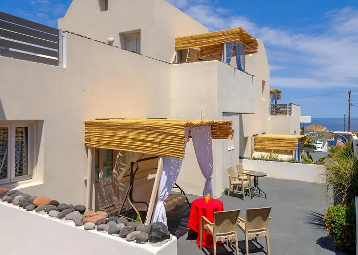 Nalu Hotel Fira (Santorini)