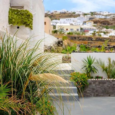 Nalu Otel Fira (Santorini)