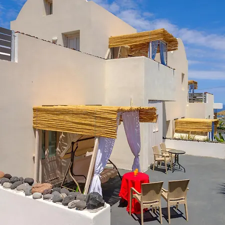 Nalu Otel Fira (Santorini)