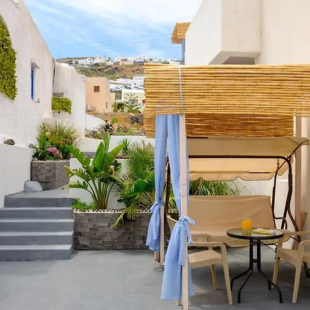 Hotel Nalu Fira (Santorini)