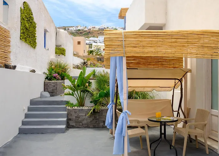 Hotel Nalu Fira (Santorini)