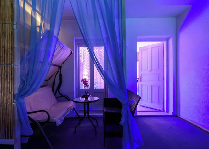 Nalu 3* Fira (Santorini)